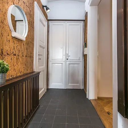 Apartment In Jiriho Z Podebrad Prague